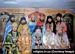 Секачівський «Синод» на чолі зі «схімітрополитом» Феодосієм (Гуменніковим), фото 1990-х рр.