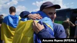 Звільнені із полону Росії українські військові. Україна, 17 липня 2024 року