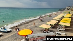 Nikolayevkadaki plâj, 2023 senesi iyünniñ soñu