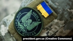 Шеврон на формі контррозвідника СБУ. Ілюстративне фото
