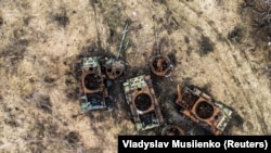 Знищені російські танки на Донеччині, архівне фото