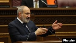 ნიკოლ ფაშინიანი სომხეთის პარლამენტში. 12 ივნისი, 2024 წელი