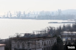 Маріуполь, вид на порт, березень 2024 року