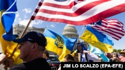 Понад 200 тисяч українців прибули до США за програмою Uniting for Ukraine (U4U)