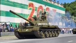 Абхазия: парад в честь 30-летия победы 