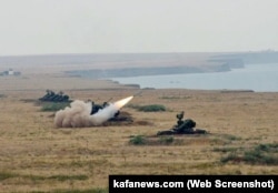 Военные учения российских войск на мысе Чауда, архивное фото