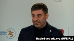 Надходять відомості, що фактично кожного дня, складаються нові і нові списки дітей, яких треба вивезти на територію РФ, – заявив Дмитро Лубінець