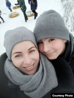 Богдан Пилипенко разом зі своєю мамою Ксенією. Фото з особистого архіву родини