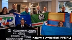 Delegați la reuniunea Forumului popoarelor libere din Rusia, care a avut loc la Praga în perioada 22-24 iulie 2022.