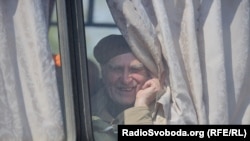 Бердянськ, Маріуполь, Енергодар, Василівка: евакуація з окупованих територій триває (фотогалерея)