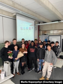 Українка та її учні