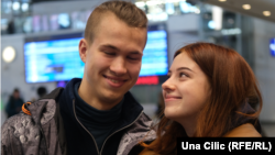 Marko i Solia:" Želim da rat prestane uskoro, želim se vratiti u Ukrajinu", željeznička stanica u Varšavi, 8. april 2022.
