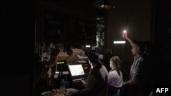 У Міненерго нагадали, що у всіх регіонах діють графіки погодинних відключень і графіки обмеження потужності