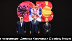 Архивска фотографија - Еди Рама, Александар Вучиќ и Димитар Ковачевски