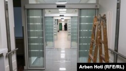 Tek završeno Odeljenje za vantelesnu oplodnju pri Klinici za ginekologiju u Prištini, 12. jul