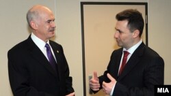 Папандреу и Груевски на средба во Брисел - Март 2010