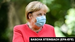 Меркель закликала покарати винних у отруєнні Навального