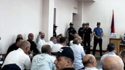 «Հետ բերեք կալանավորված փաստաբան Կոչուբաևին դատարան»