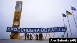 Влада РФ наполягає на тому, що ЗСУ мають покинути правобережну частину Херсонщини, щоб РФ знову повністю її окупувала