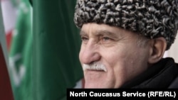 Исханов Хьусайн