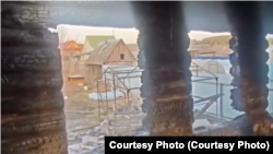 Пепелище, все что осталось от дома Самойловых