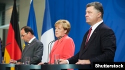 Петро Порошенко, Анґела Меркель, Франсуа Олланд (архівне фото) (©Shutterstock)