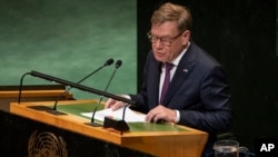 На думку Йоганна Вадефуля, Трамп усвідомив, що його власних зусиль переконати російського президента Володимира Путіна припинити війну в Україні виявилося недостатньо