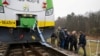 Урадавая дэлегацыя Польшчы на месцы падрыву чыгуначных каляінаў