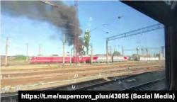 Наслідки удару по залізничному складу з ПММ на станції Джанкой, 26 серпня 2025 року