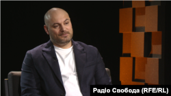 Детектив наголосив, що під тиском опинилися не лише він, а і його родина, оточення та люди з телефонної книги