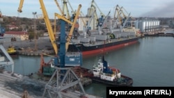 Акваторія порту «Ольвія» розташована в річці Дніпро (фото ілюстраційне)