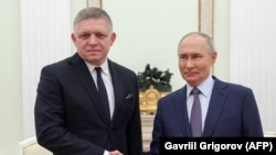 Прем’єр-міністр Словаччини Роберт Фіцо (л) із лідером РФ Володимиром Путіним у Москві, архівне фото