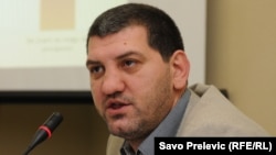 Profesor Miloš Bešić