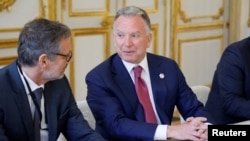 За повідомленням, спецпредставник президента США Стів Віткофф представив цей документ членам делегацій європейських країн на зустрічі в Парижі 17 квітня