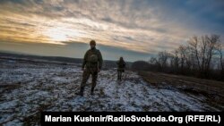 По дорозі з РОПу (ротний опорний пункт) на один з передових ВОПів (взводний опорний пункт)