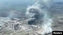 "Азовсталь" заводунун айланасындагы жардыруулар. 