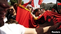 Протест на албански невладини организации во Скопје на 10 мај 2010 година.