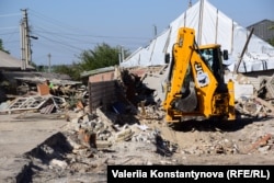 Запоріжжя, розбір завалів після російської атаки на Запоріжжя