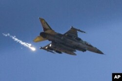 Израильский F-16 пролетает над сектором Газа. Апрель 2025 года