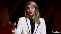 Կանադայի արտաքին գործերի նախարար Մելանի Ժոլի, արխիվ