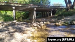 Мост через реку Бельбек в Крыму, архивное фото