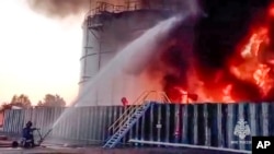 Наслідки чергового удару українських дронів по НПЗ в Росії (ілюстраційне фото)