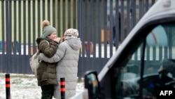 Родственники убитого в школе в Одинцово мальчика