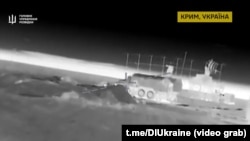 Уничтожение в аннексированном Крыму радиолокационной станции П-18 «Терек» в ночь с 1 на 2 ноября 2025 года. Скриншот кадра видео ГУР