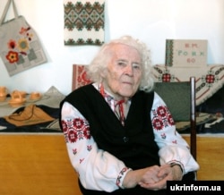 Выдающаяся украинская вышивальщица из Крыма, герой Украины Вера Роик
