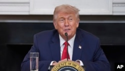 Трамп зазначив, що в рамках угоди мита в США на китайські товари буде знижено зі 145% до 55%, а Китай знизить свої тарифи зі 125% до 10%