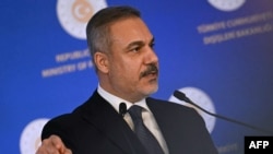 Напередодні агентство Reuters повідомляло, що Хакан Фідан після візиту до Москви відвідає Київ, де зустрінеться з українськими посадовцями