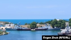 Ракетні катери проєкту 1241 «Молния» в Карантинній бухті Севастополя, липень 2022 року