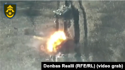 Знищення російського БТР з екіпажем бійцями 31-ї ОМБр під час штурму армії РФ, південь Дніпропетровської області, осінь 2025 року