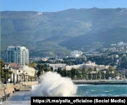 2025 senesi sentâbr ayında furtuna vaqtında Yalta yalısı